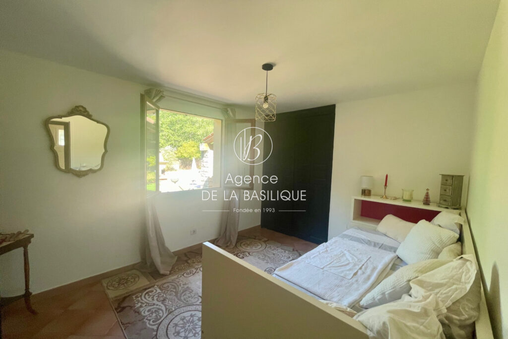 vente villa 5 Pièce(s) – 5 pièces – 4 chambres – 130.00 m²