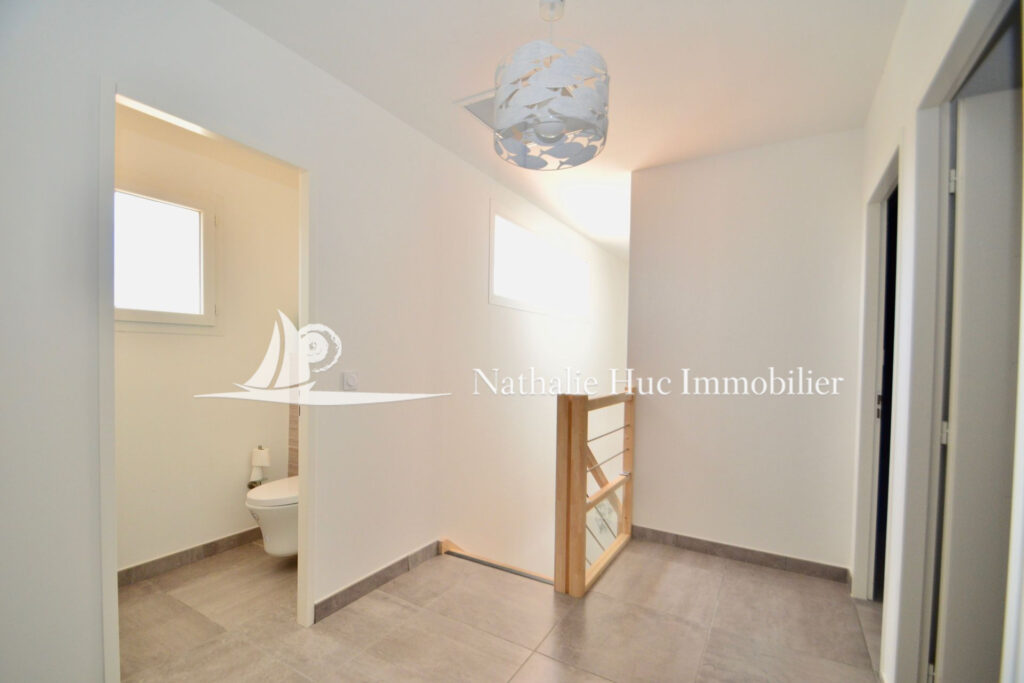 vente maison 4 Pièce(s) – 4 pièces – 3 chambres – 131.20 m²