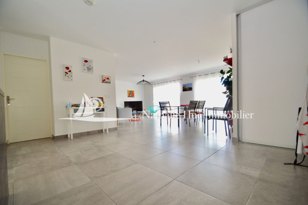 vente maison 4 Pièce(s) – 4 pièces – 3 chambres – 131.20 m²