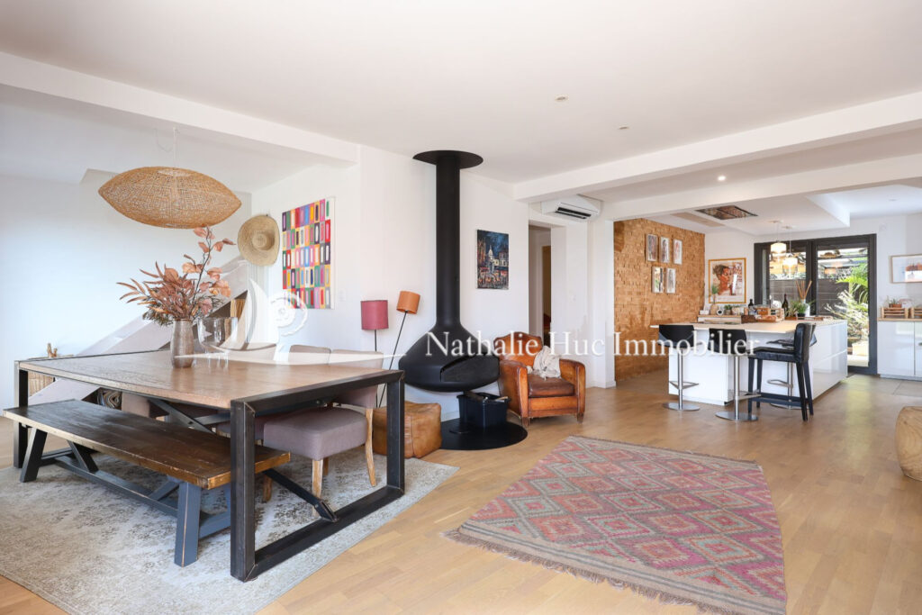 vente maison 3 Pièce(s) – 3 pièces – 4 chambres – 200.00 m²