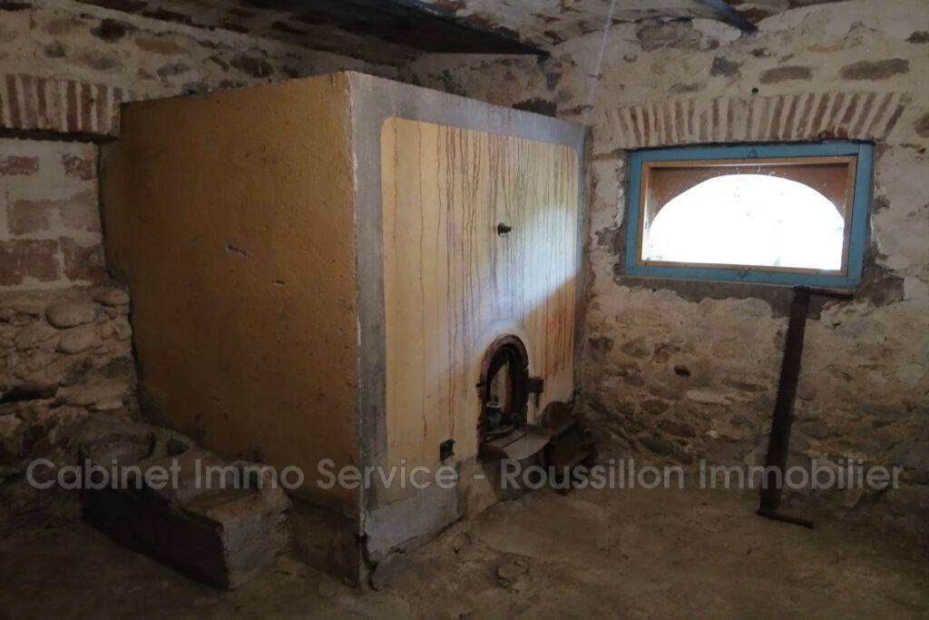 vente maison en pierre 5 Pièce(s) – 5 pièces – 3 chambres – 92.00 m²