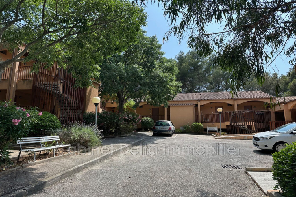 Entre Sanary et Bandol – 1 pièce – NR chambres – 23.00 m²