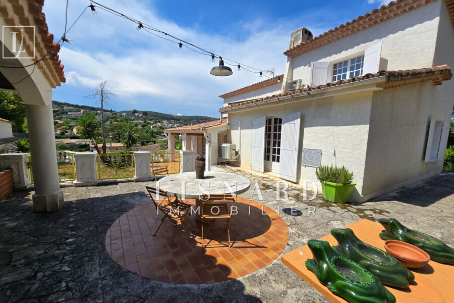 Maison à vendre à Vallauris