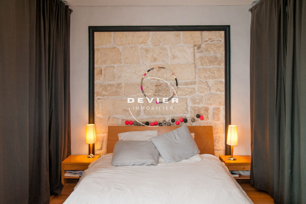 vente maison de caractère 8 Pièce(s) – 8 pièces – 5 chambres – 196.00 m²