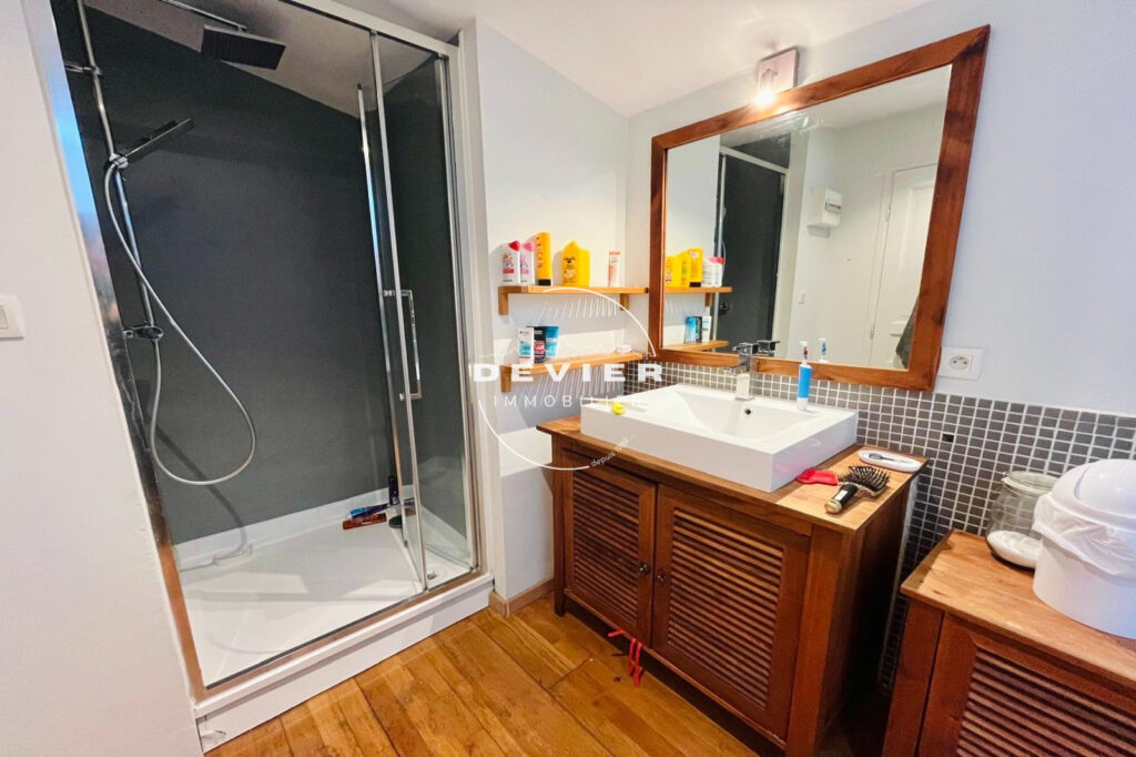 vente maison de caractère 8 Pièce(s) – 8 pièces – 5 chambres – 196.00 m²