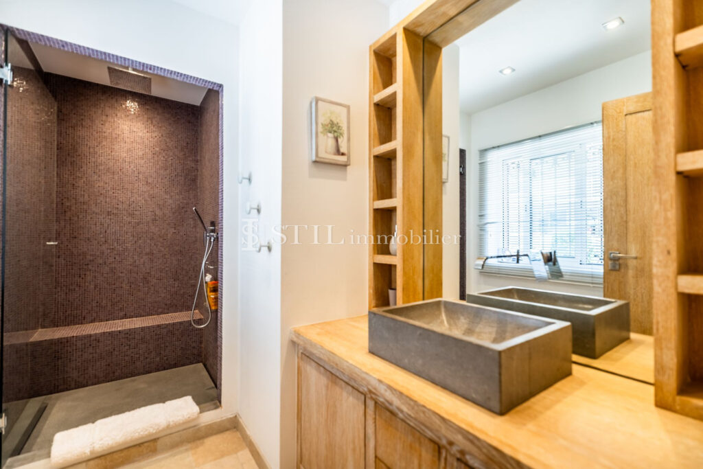 vente villa 5 Pièce(s) – 5 pièces – 4 chambres – 118.00 m²