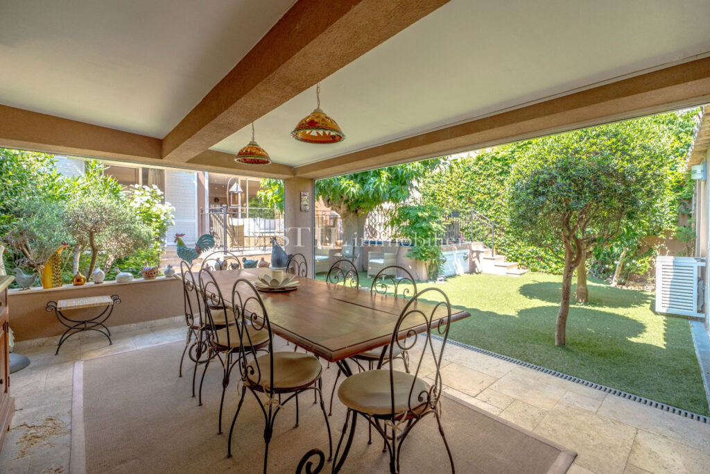 vente villa 5 Pièce(s) – 5 pièces – 4 chambres – 118.00 m²