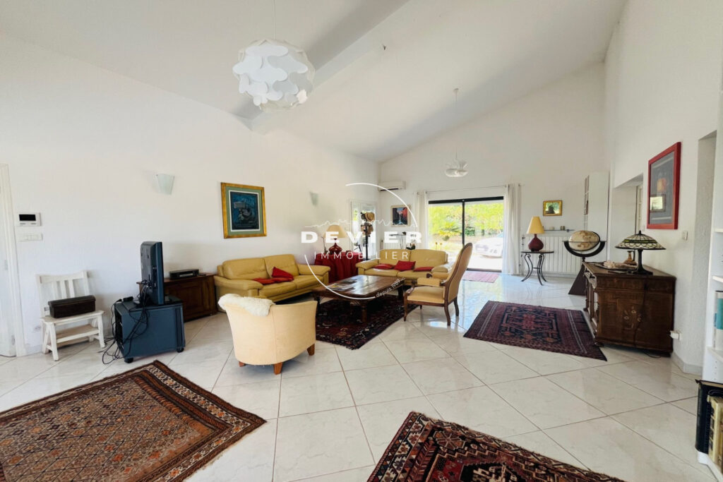 vente maison 4 Pièce(s) – 4 pièces – 3 chambres – 189.00 m²