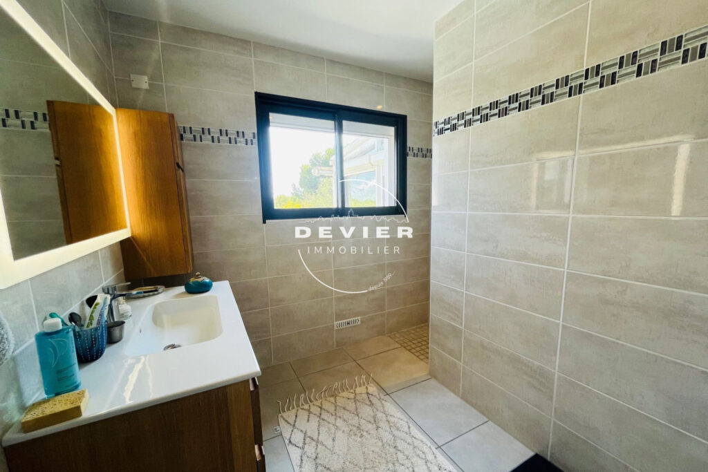 vente maison 4 Pièce(s) – 4 pièces – 3 chambres – 189.00 m²