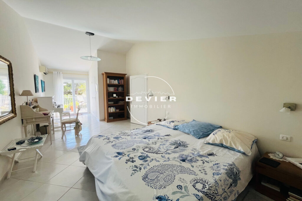 vente maison 4 Pièce(s) – 4 pièces – 3 chambres – 189.00 m²