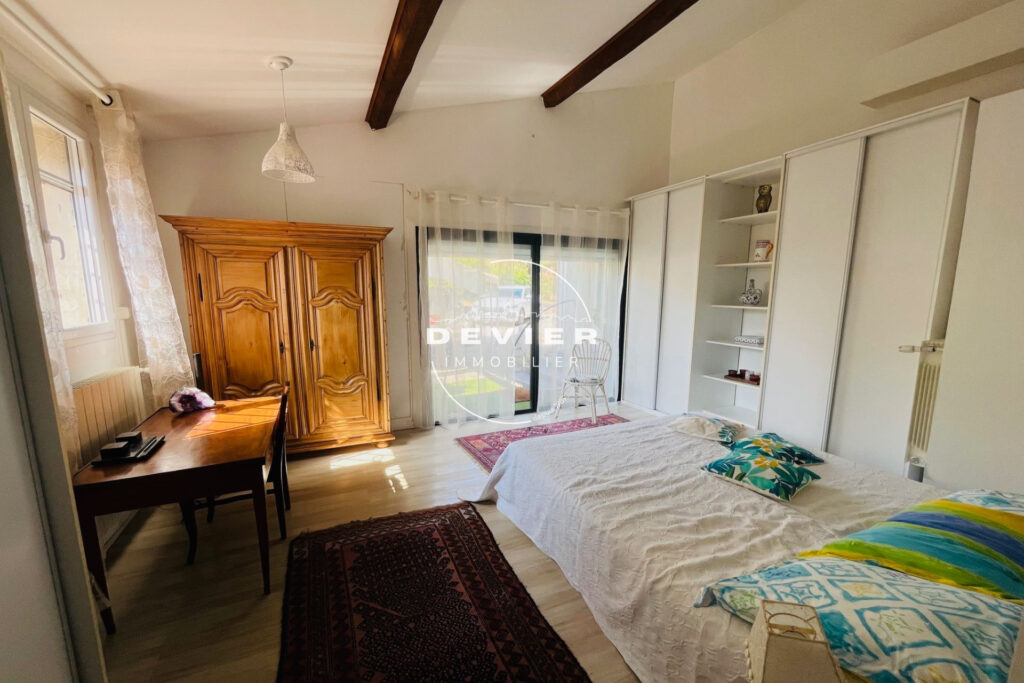 vente maison 4 Pièce(s) – 4 pièces – 3 chambres – 189.00 m²