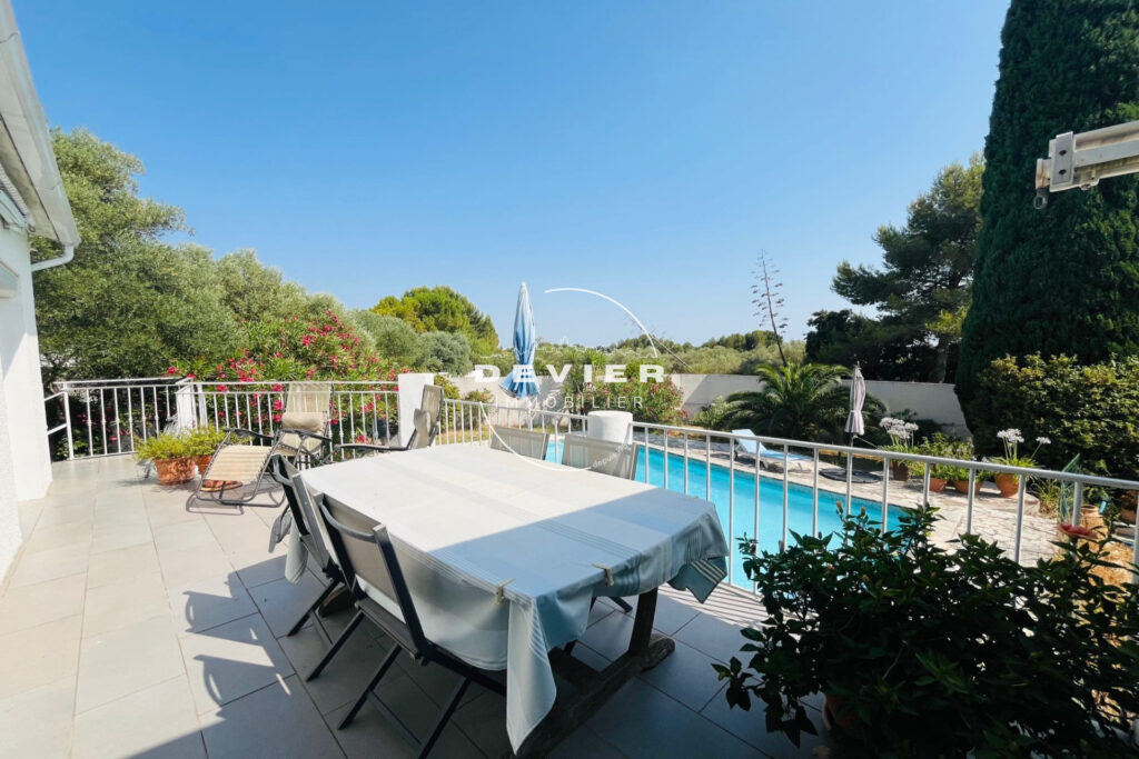 vente maison 4 Pièce(s) – 4 pièces – 3 chambres – 189.00 m²