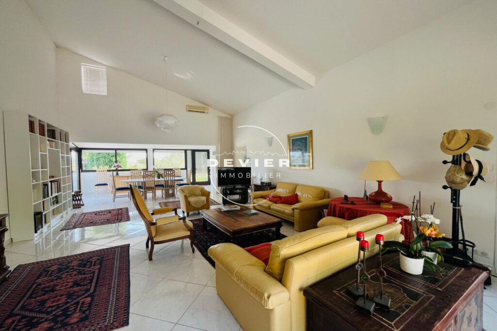 vente maison 4 Pièce(s) – 4 pièces – 3 chambres – 189.00 m²