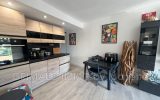 Appartement T2 avec terrasse en plein centre-ville de Cavalair – 2 pièces – 1 chambre – 32.65 m²