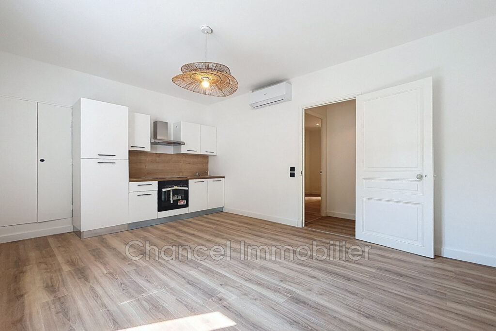 vente maison de ville 6 Pièce(s) – 6 pièces – 6 chambres – 221.36 m²