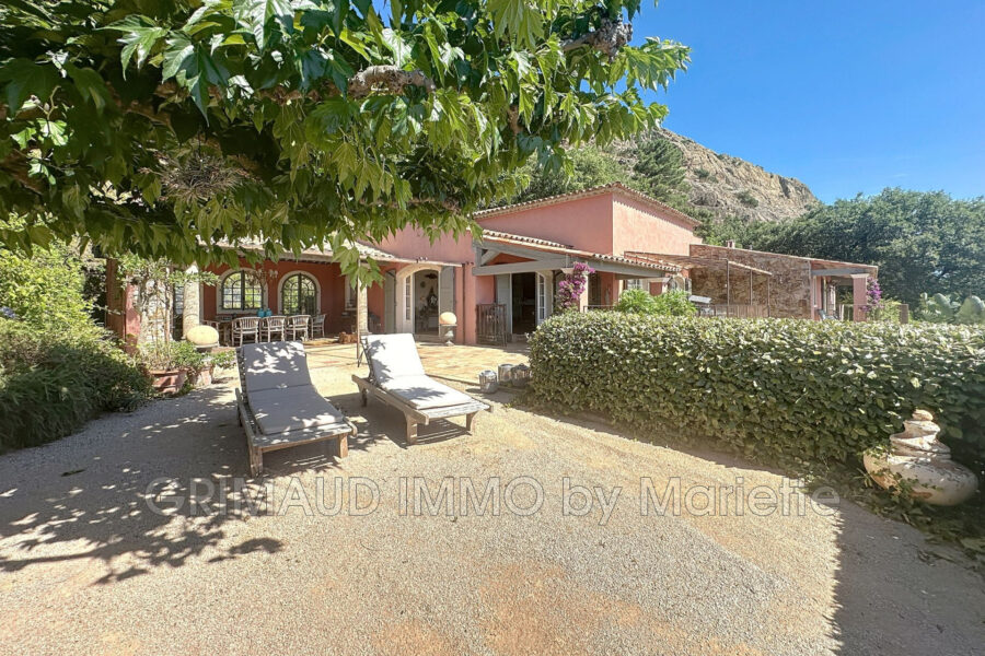 Maison à vendre à La garde-freinet