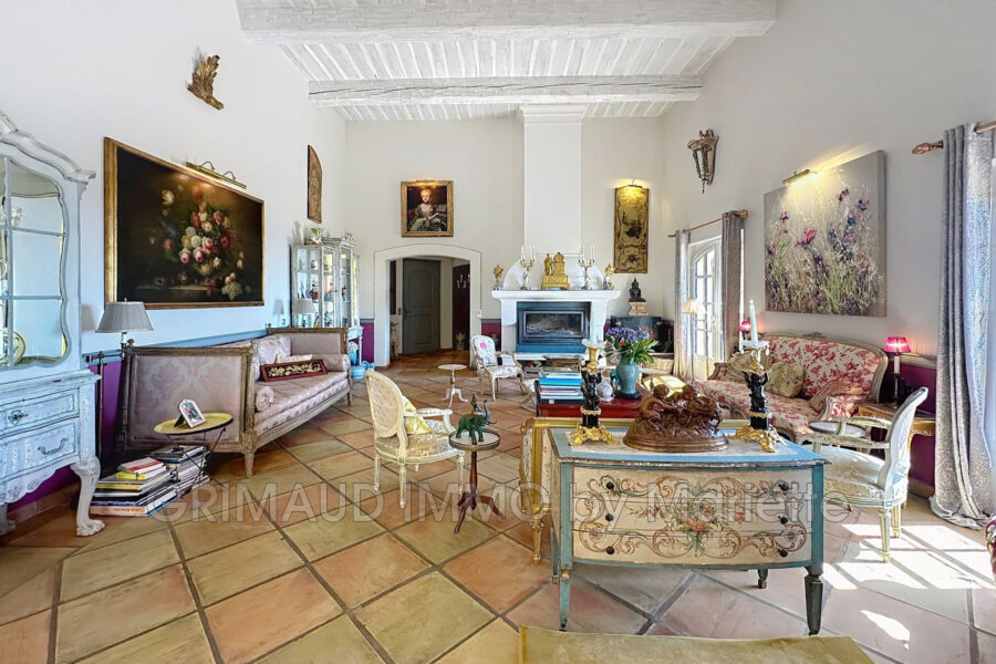 Maison à vendre à La garde-freinet