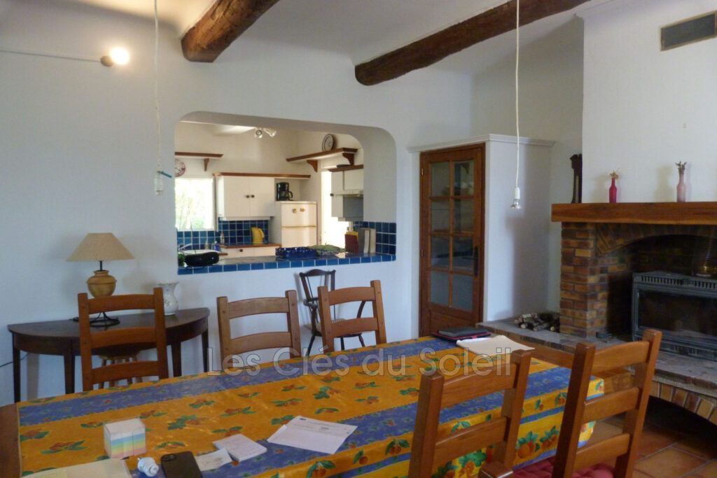 BRAS  Bastide Provençale T6 sur 18 hectares – Vue panoramique – 6 pièces – 5 chambres – 174.00 m²