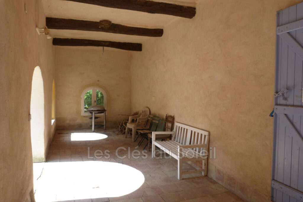 BRAS  Bastide Provençale T6 sur 18 hectares – Vue panoramique – 6 pièces – 5 chambres – 174.00 m²