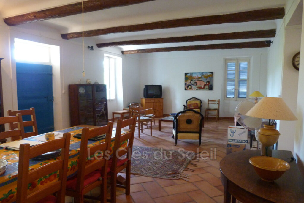 BRAS  Bastide Provençale T6 sur 18 hectares – Vue panoramique – 6 pièces – 5 chambres – 174.00 m²