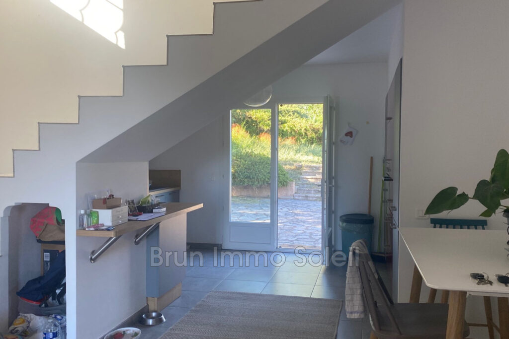 vente maison 4 Pièce(s) – 4 pièces – 3 chambres – 95.00 m²