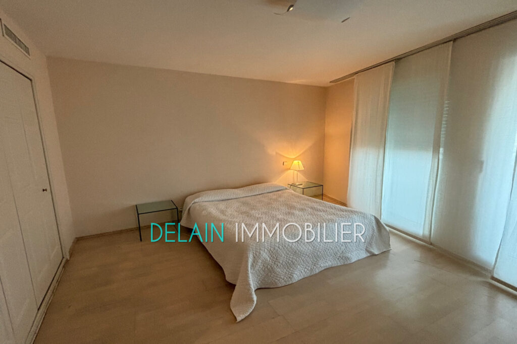vente appartement 4 Pièce(s) – 4 pièces – 3 chambres – 156.59 m²