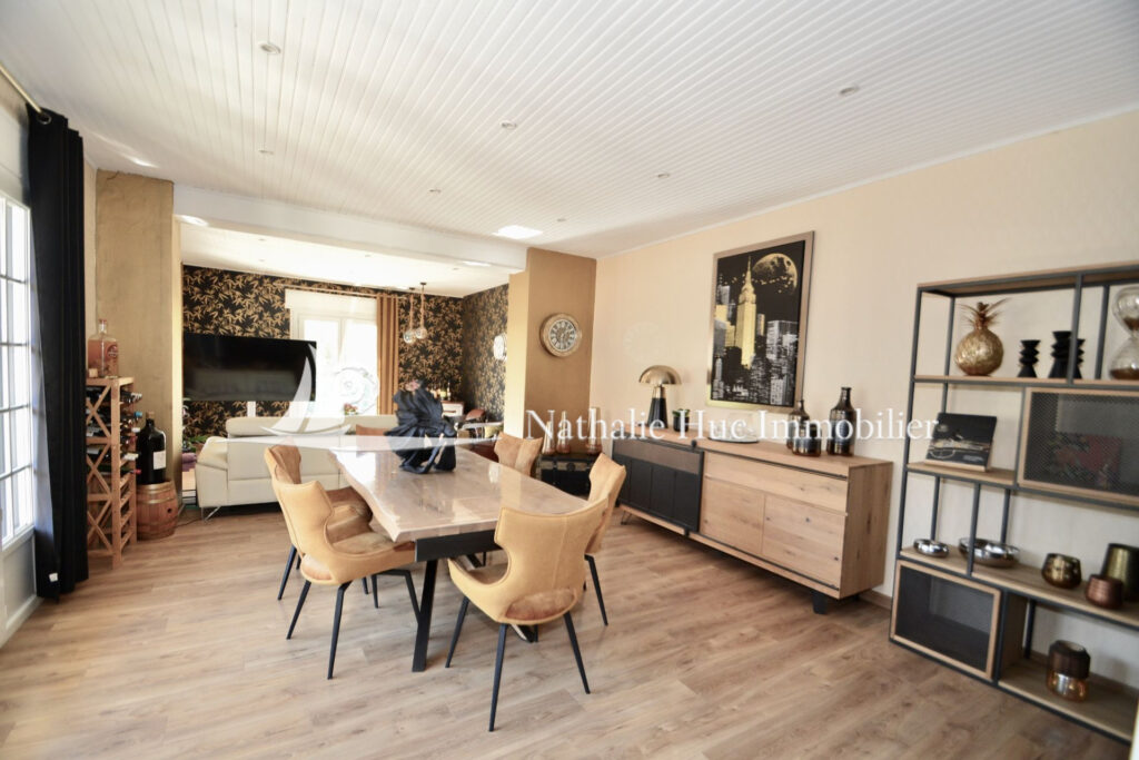 vente maison 4 Pièce(s) – 4 pièces – 3 chambres – 160.00 m²