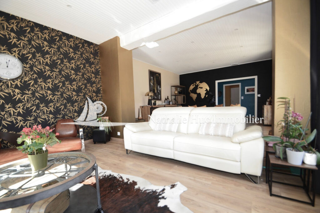 vente maison 4 Pièce(s) – 4 pièces – 3 chambres – 160.00 m²