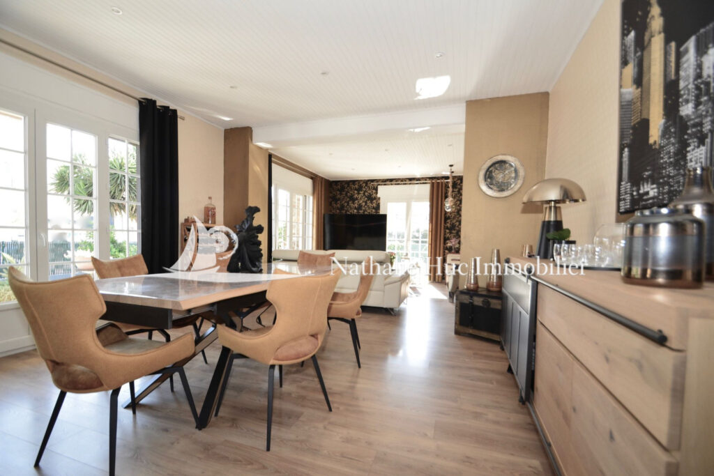 vente maison 4 Pièce(s) – 4 pièces – 3 chambres – 160.00 m²