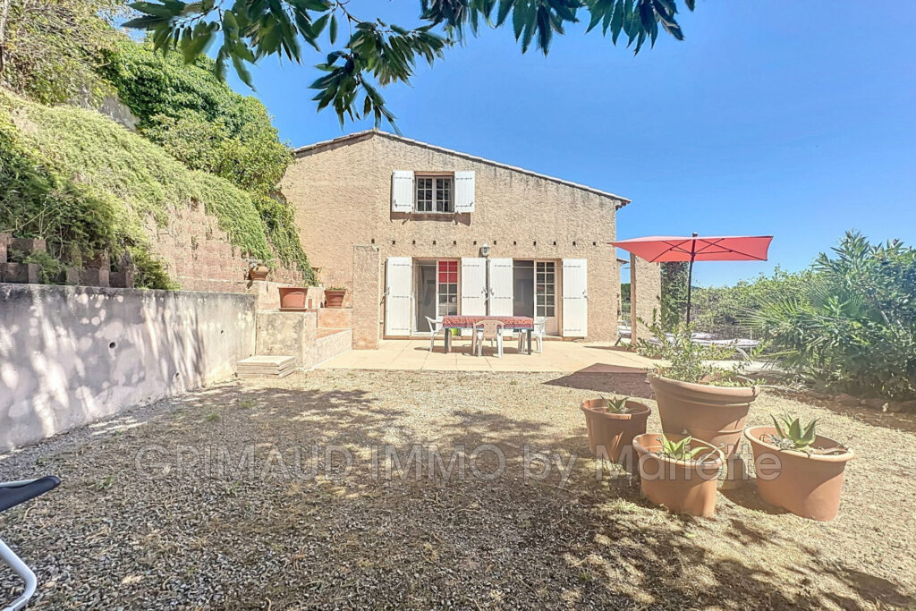 À deux pas du village, maison avec vue panoramique sur la mer  – 4 pièces – 3 chambres – 107.00 m²