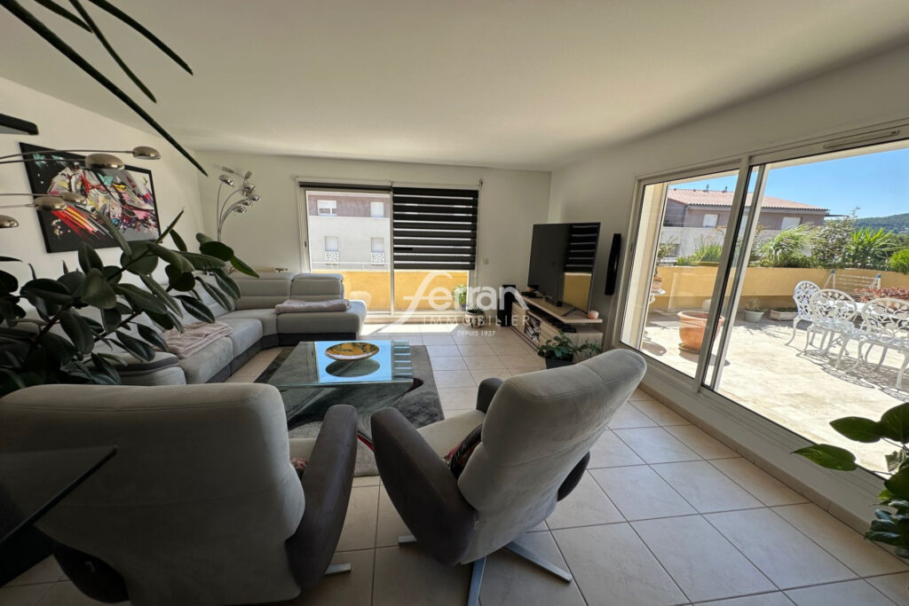 vente appartement 4 Pièce(s) – 4 pièces – 3 chambres – 150.00 m²