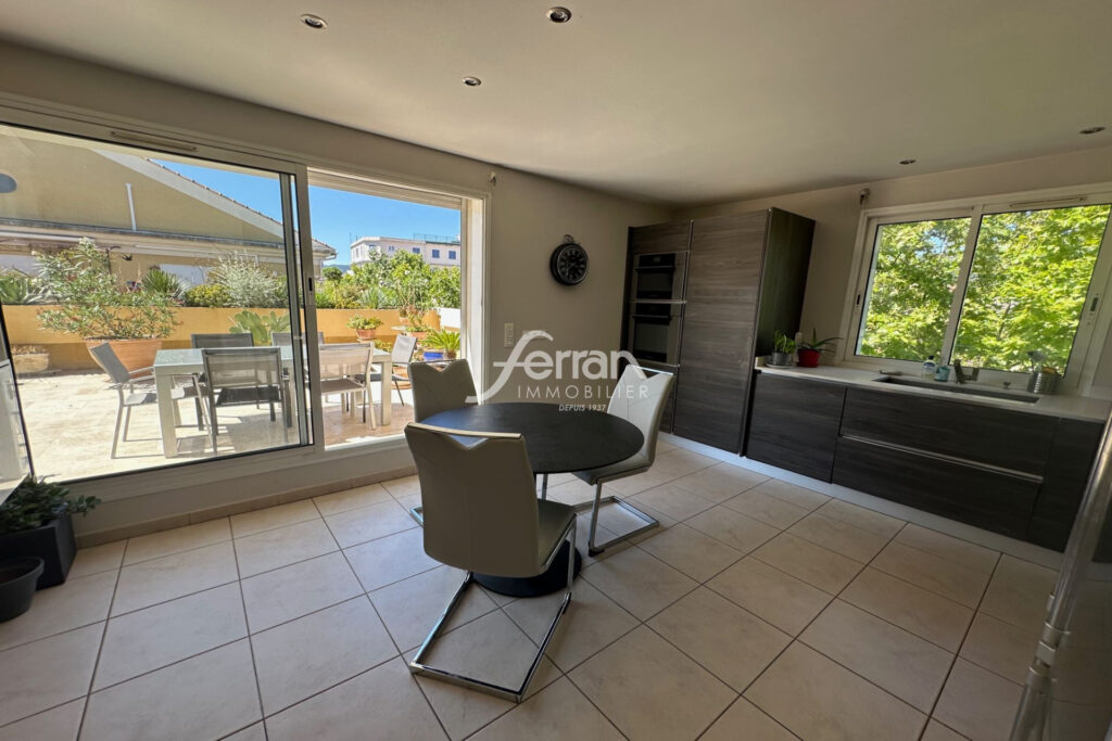 vente appartement 4 Pièce(s) – 4 pièces – 3 chambres – 150.00 m²