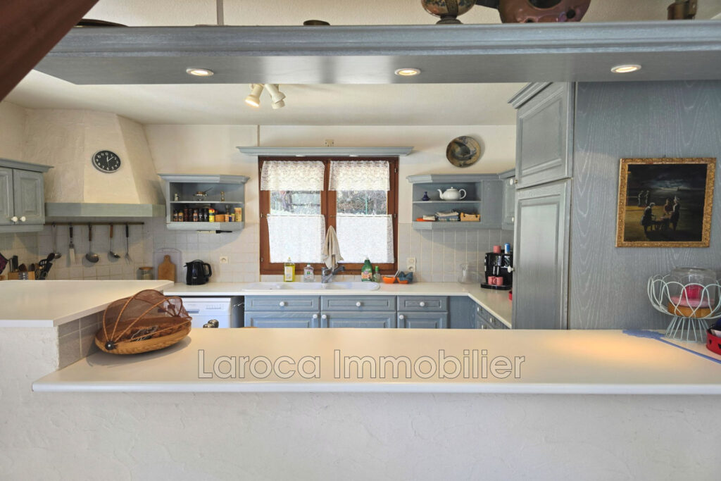 Achat villa à Laroque des Albères – 5 pièces – 3 chambres – 124.00 m²