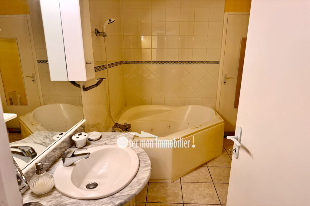 vente  7 Pièce(s) – 7 pièces – 5 chambres – 171.00 m²