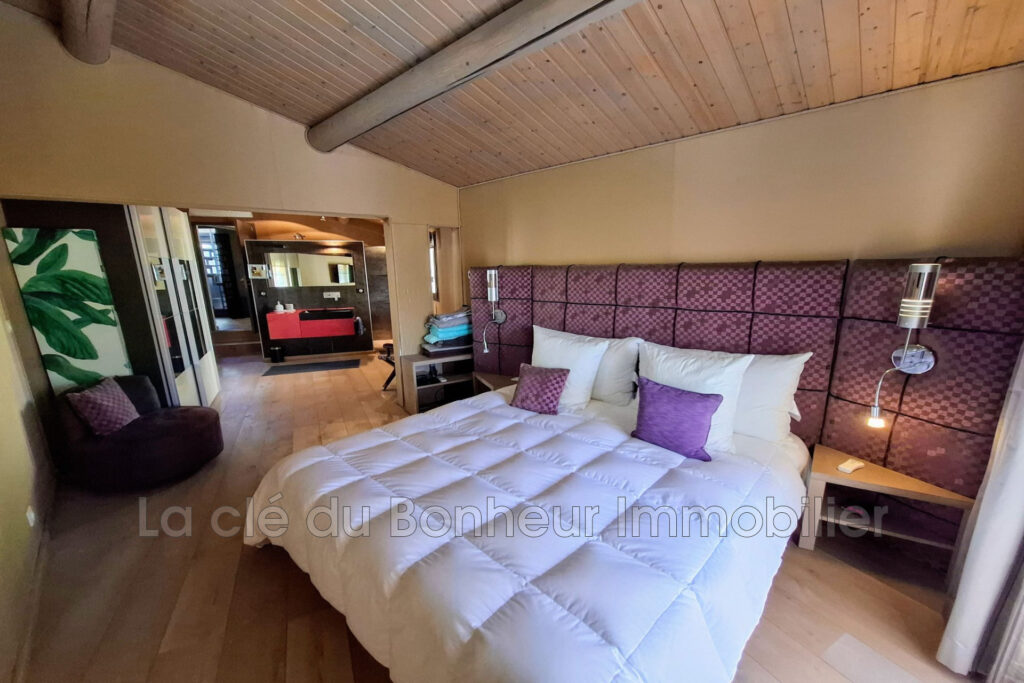 vente maison 4 Pièce(s) – 4 pièces – 3 chambres – 135.00 m²