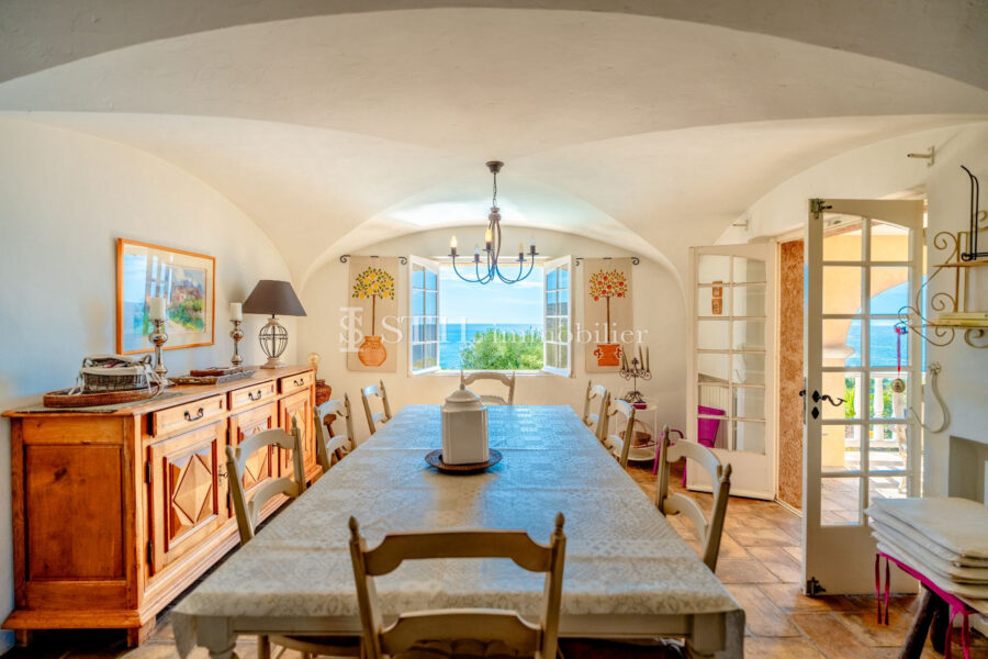 Maison à louer à Sainte-Maxime