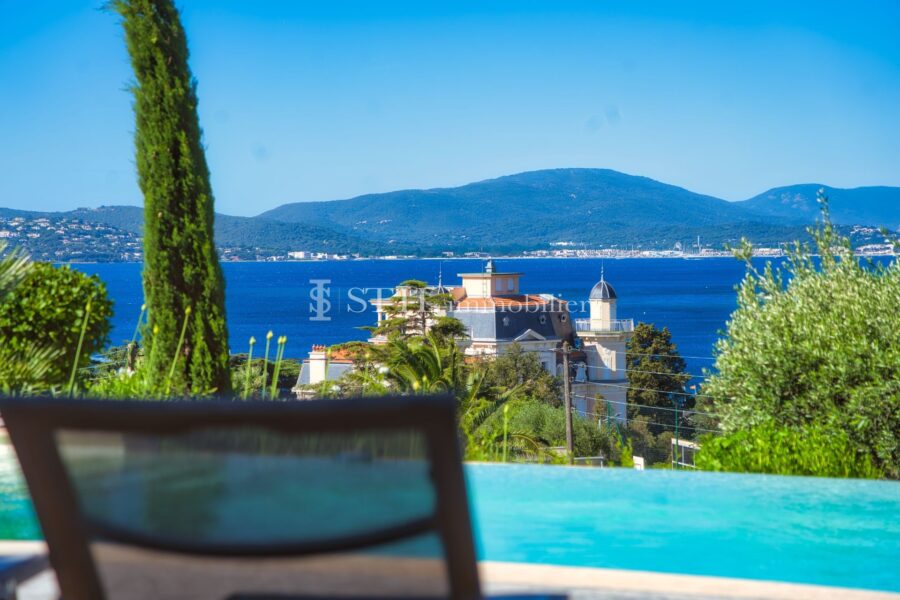 Maison à louer à Sainte-Maxime