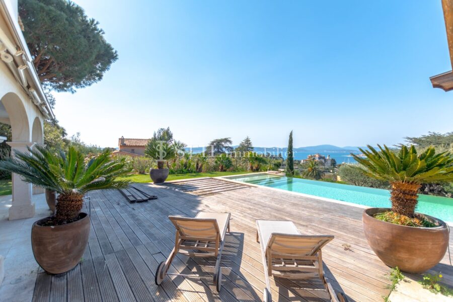 Maison à louer à Sainte-Maxime