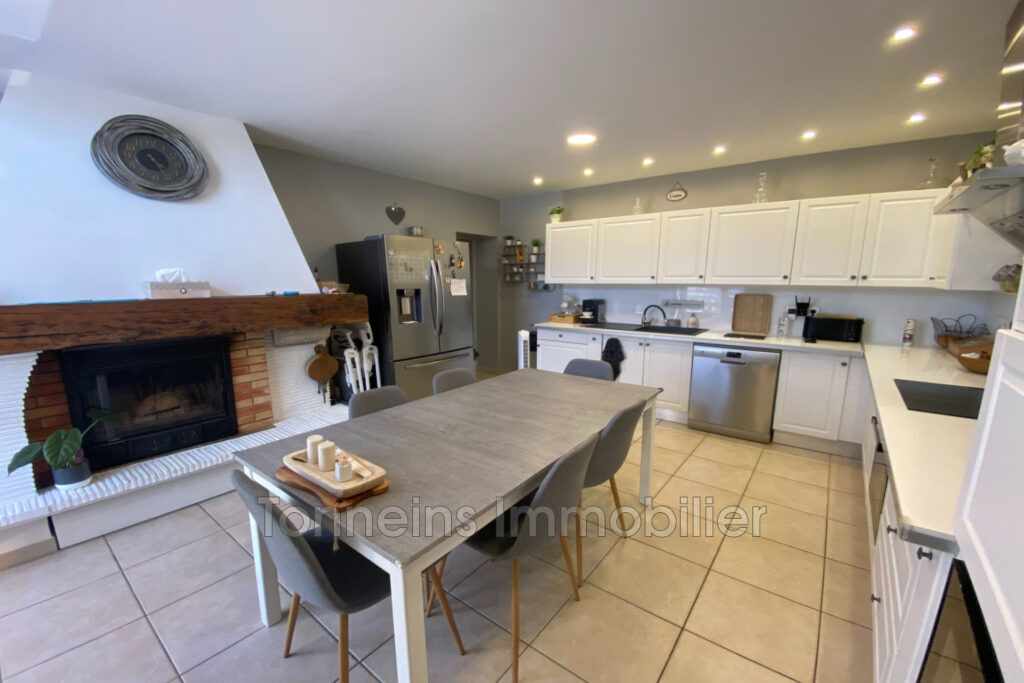 vente maison 5 Pièce(s) – 5 pièces – 3 chambres – 150.00 m²