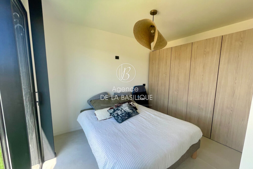 vente maison de caractère 4 Pièce(s) – 4 pièces – 3 chambres – 4  – 114.00 m²