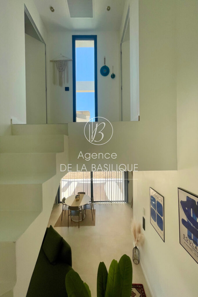 vente maison de caractère 4 Pièce(s) – 4 pièces – 3 chambres – 4  – 114.00 m²