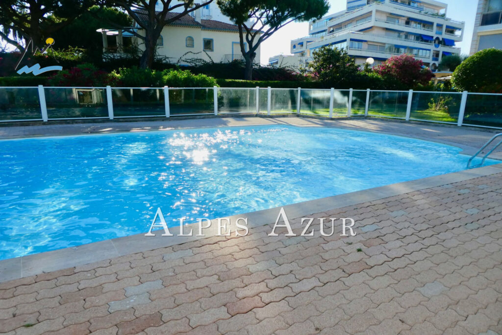 vente appartement 2 Pièce(s) – 2 pièces – 1 chambre – 30.49 m²