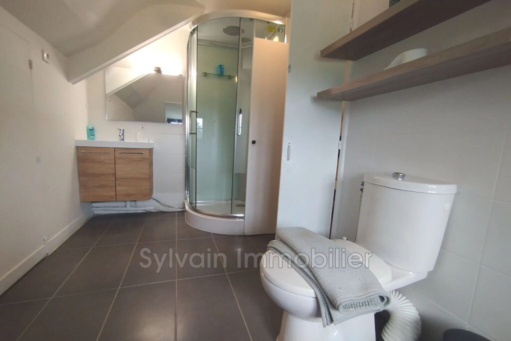 vente maison 9 Pièce(s) – 9 pièces – 6 chambres – 220.00 m²