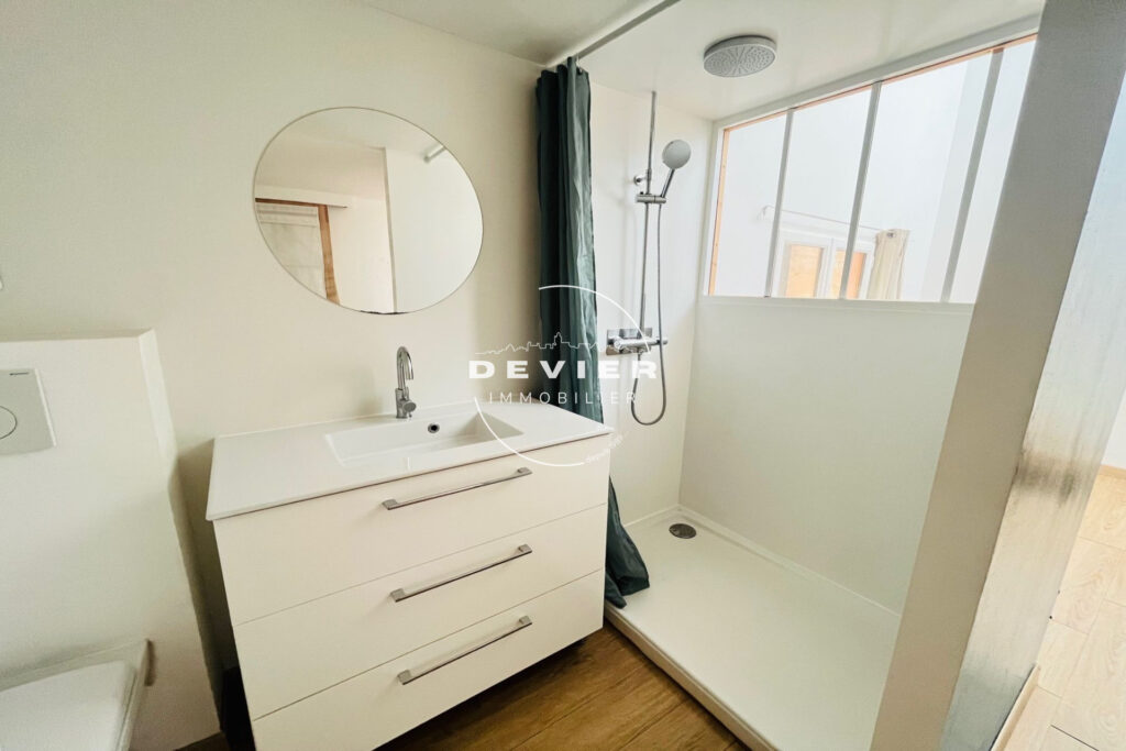 vente maison de caractère 8 Pièce(s) – 8 pièces – 5 chambres – 196.00 m²