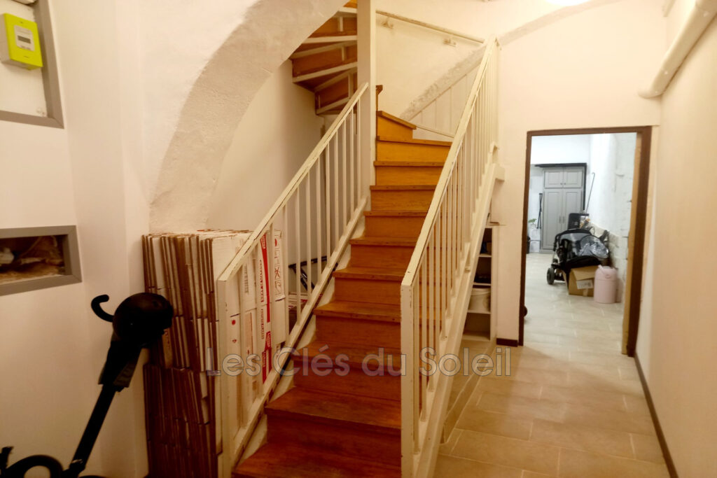 vente maison de village 4 Pièce(s) – 4 pièces – 1 chambre – 95.00 m²