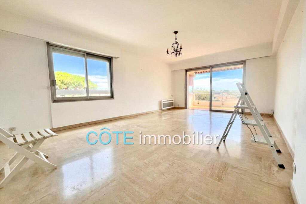 PROCHE BADINE 4P 80m² VUE DEGAGEE PETITE COPRO AVEC PISCINE. – 4 pièces – 3 chambres – 80.00 m²