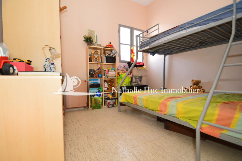 vente maison de village 4 Pièce(s) – 4 pièces – 3 chambres – 93.00 m²