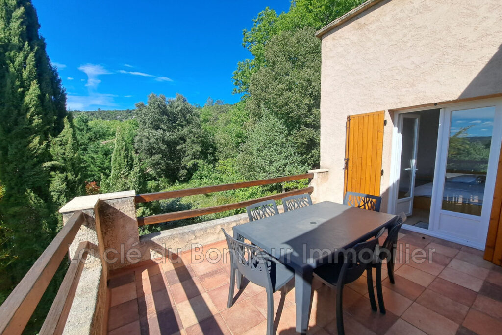 vente maison 4 Pièce(s) – 4 pièces – 3 chambres – 97.00 m²