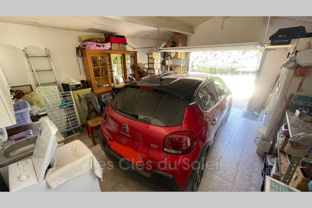 Camps-la-Source : charmante maison T3 de plain-pied d’environ  – 3 pièces – 2 chambres – 63.00 m²