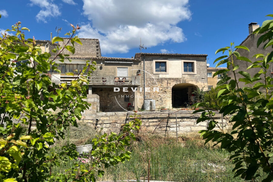 Maison à vendre à Saint-geniès-des-mourgues